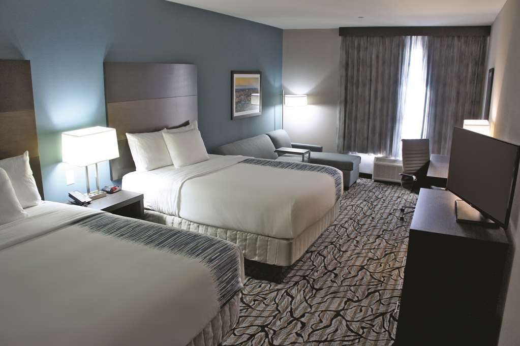 La Quinta By Wyndham Cullman Hotel Room photo